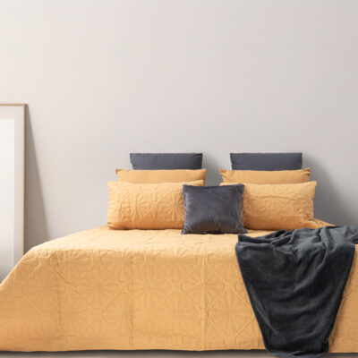 Le Intro – Silky Feel 90gsm Pinsonic Quilts – Gold