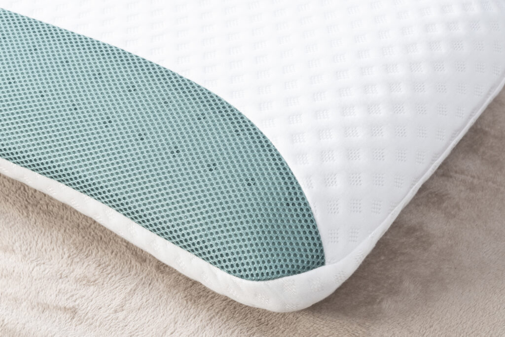 Pierre Cardin – Contour Standard Memory Foam Pillow – Eucalyptus Scented