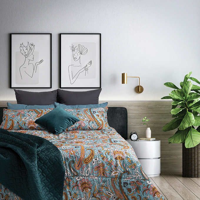 Le-Intro – 75gsm Microfibre Comforter - Savoy Paisley