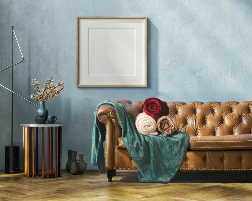 Le Intro – Carved Throws (Luxury Embossed)