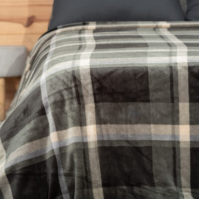 Highland Check Throw – Sage (200 x 200 cm)