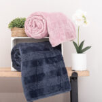 Stripe Waffle Throw - 180 x 200 cm