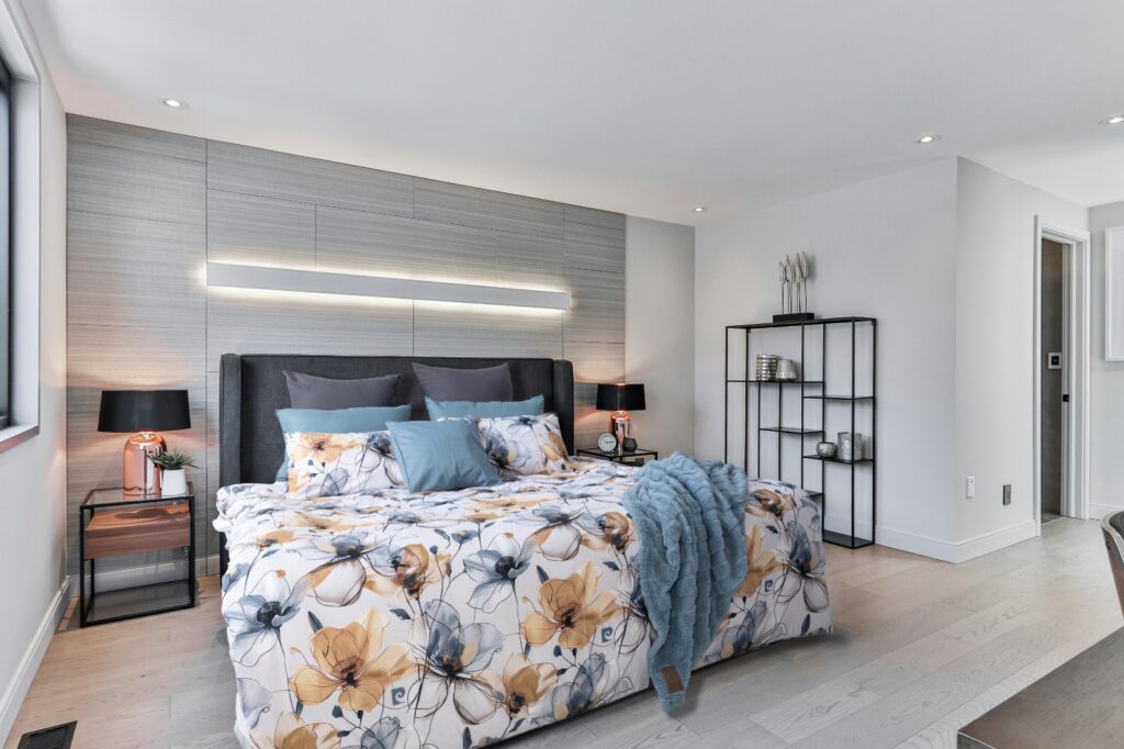 Le-Intro - Silky Feel Duvet Cover - Fiona Floral Leaves