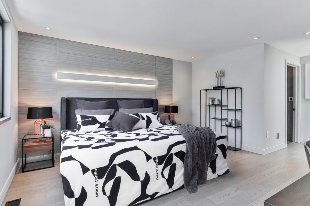 Le-Intro - Silky Feel Duvet Cover - Laxity