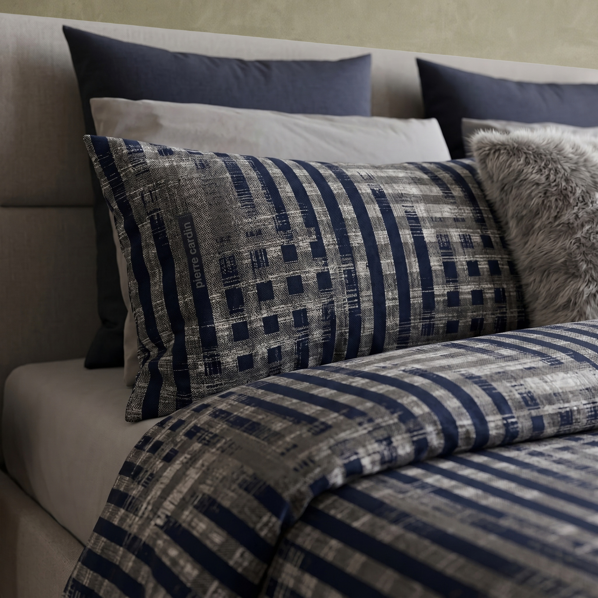 Vogue – 144TC Cotton Rich Duvet Cover - Radley