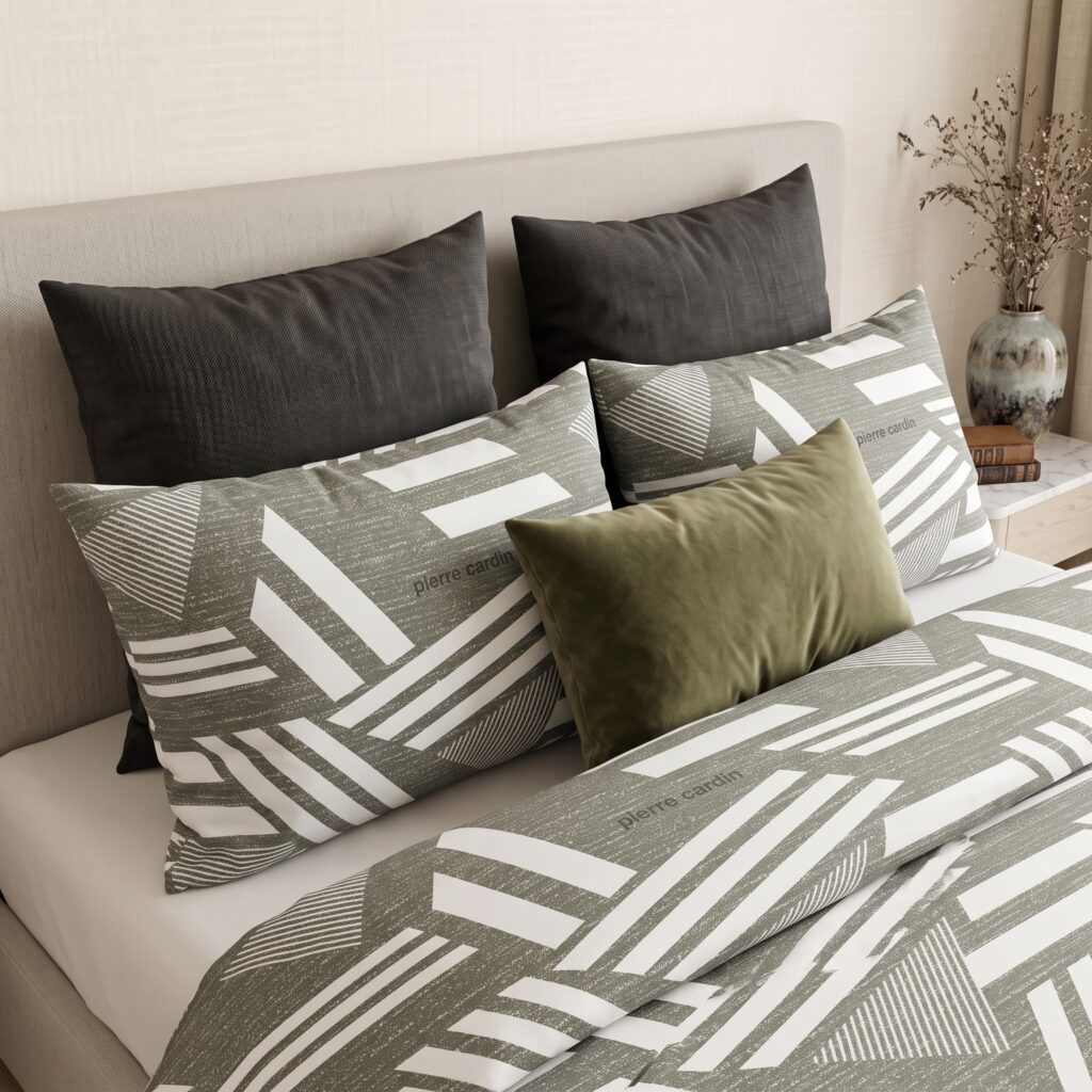 Vogue – 144TC Cotton Rich Duvet Cover - Ryker Geo